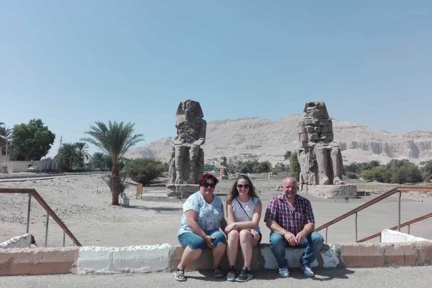 Private day tour to Luxor by car